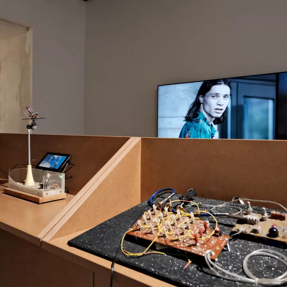 EREH SAW: ЯК ЗРОБИТИ DIY-ІНСТРУМЕНТ. РОЗМОВА ПРО CIRCUIT BENDING І