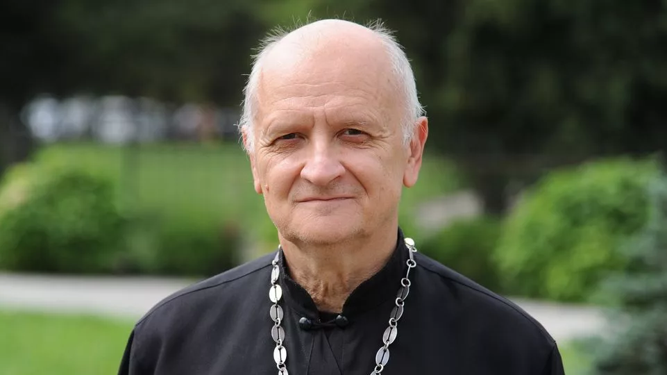"Кава на Професорській" запрошує на зустріч із академічним капеланом отцем